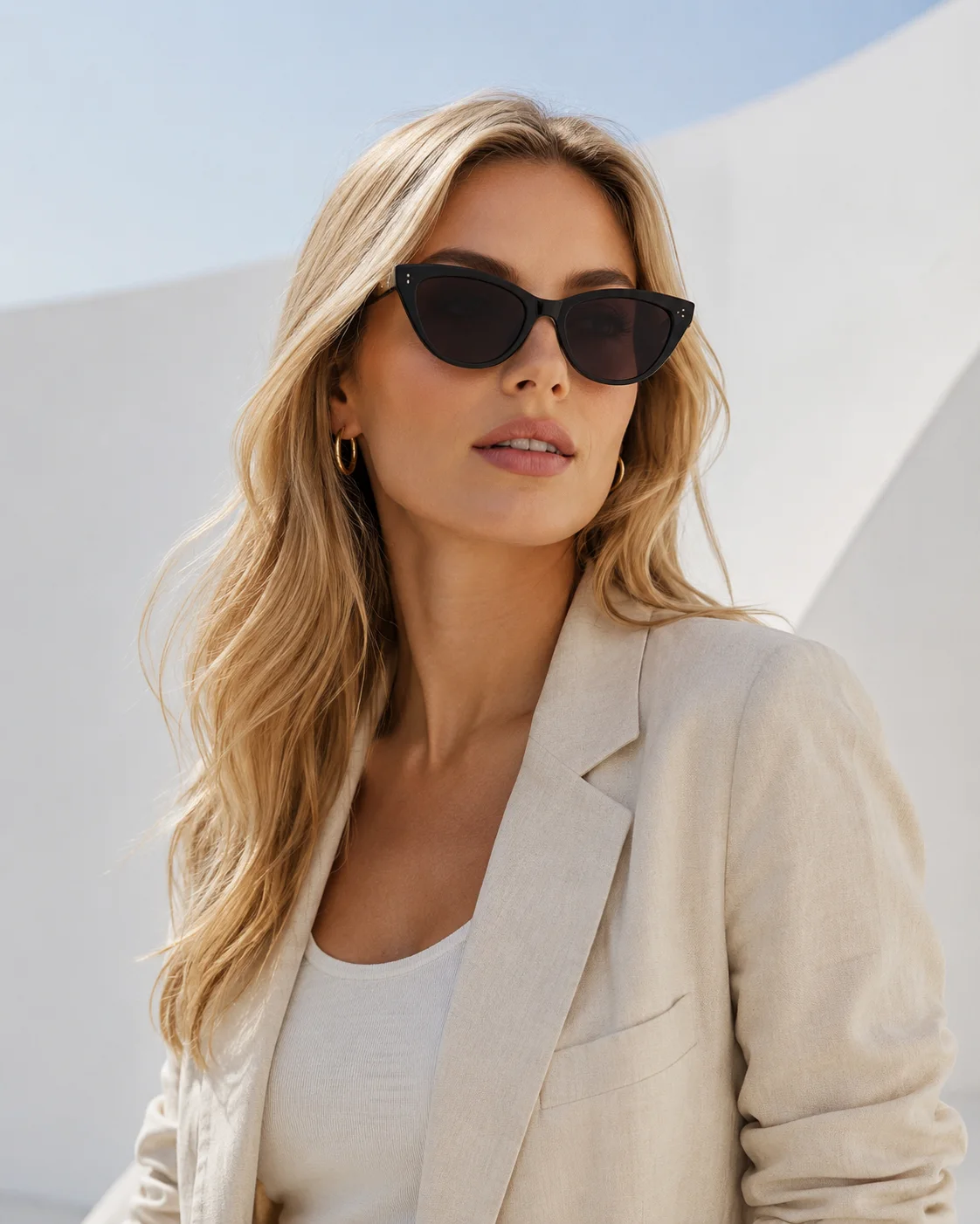 Modelo mujer con gafas SÍLICA